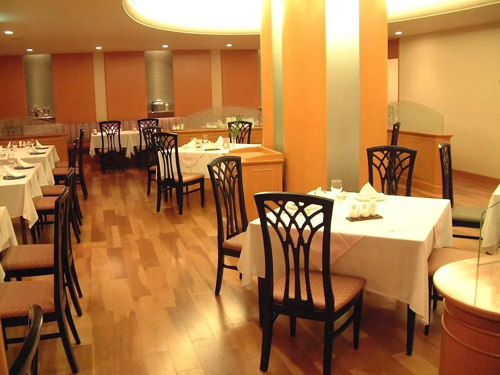 Yumoto Fujiya Hotel Hakone 4*,